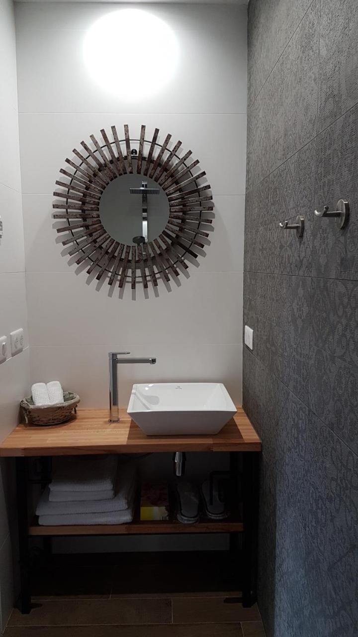 Asinerie Kuleni Hotel Ponteilla Kültér fotó